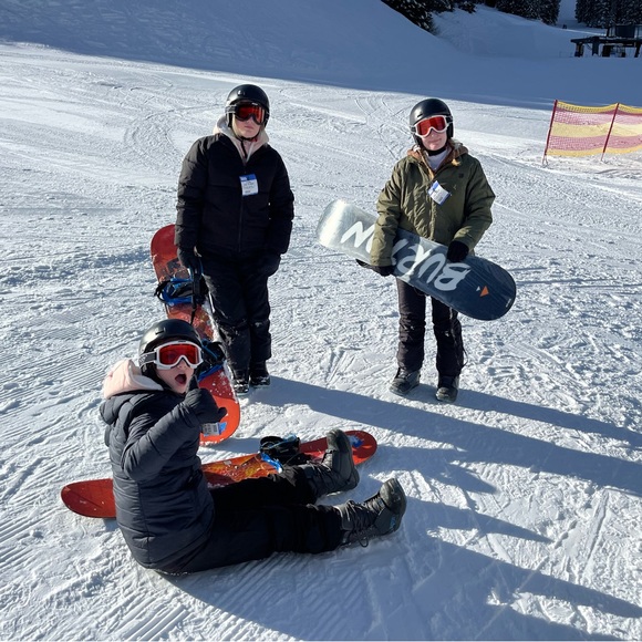 Meet your posher Amber! - Picture 6 of 6